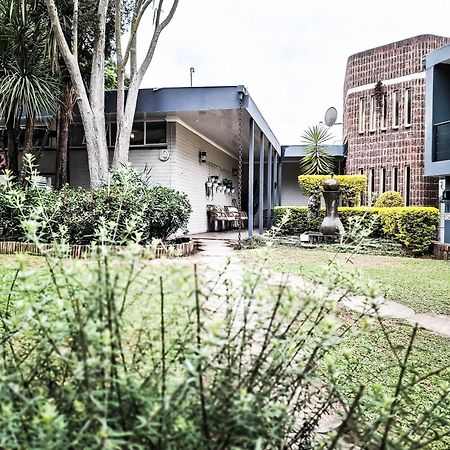 B At Home Guest House Piet Retief Exterior photo