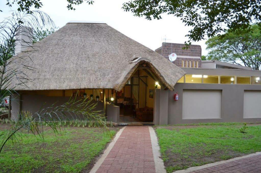 B At Home Guest House Piet Retief Exterior photo